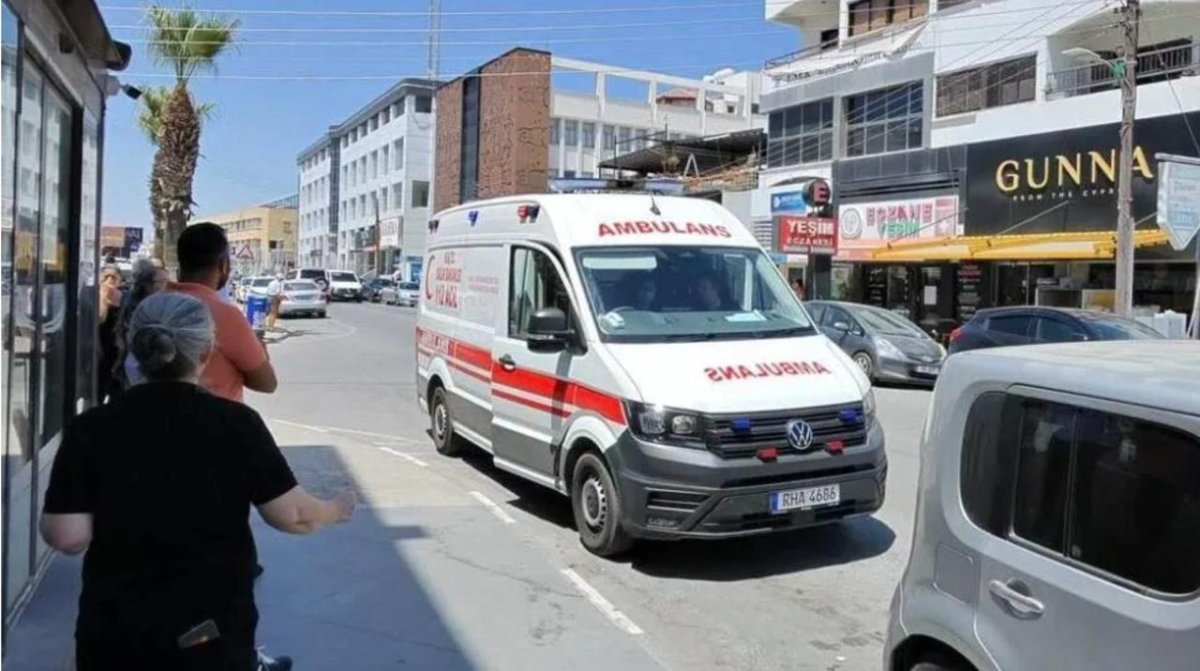 Казахстанку несколько раз ударили ножом в супермаркете на Кипре
