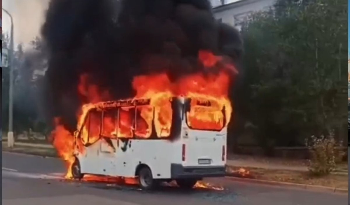 Пассажирский автобус сгорел в Степногорске