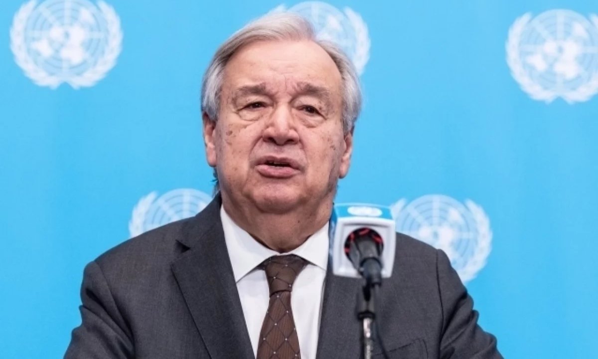 Генсек ООН призвал к немедленному прекращению огня в Украине