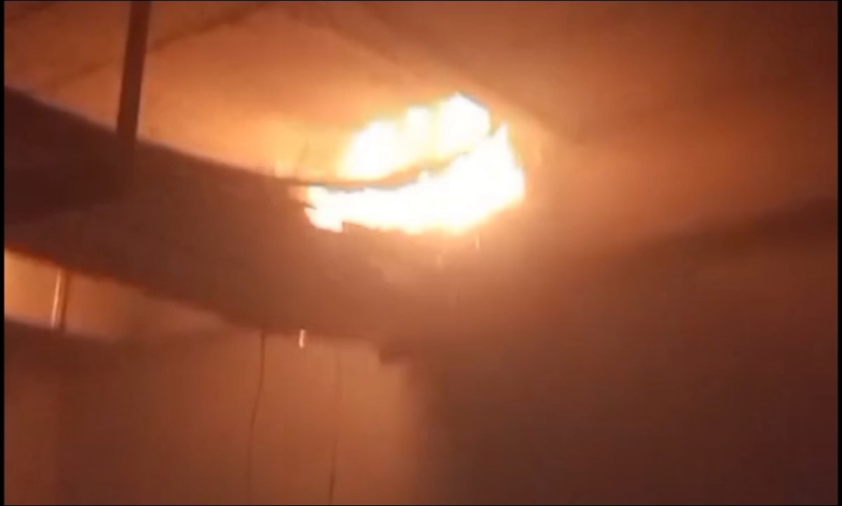 Пожар в паркинге привел к массовой эвакуации жителей алматинского ЖК