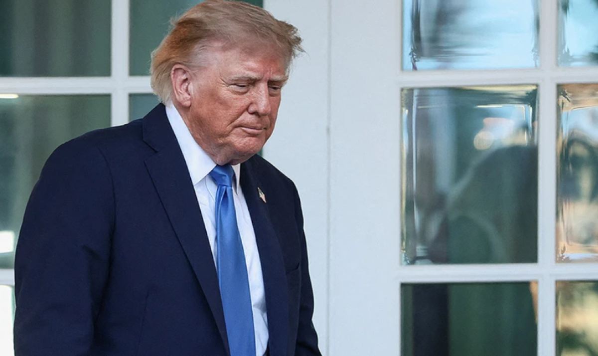 Рейтинг Трампа снизился до 33% менее чем за два месяца до выборов