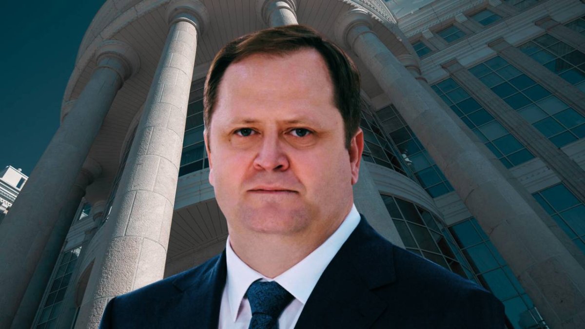 От колонии до Совбеза: что известно о новом замглавы аппарата Совета безопасности