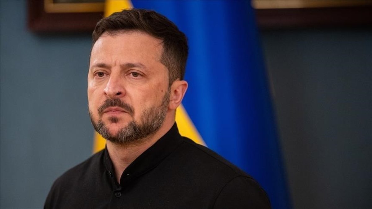 Коррупционный скандал в Украине: Зеленский потребовал уволить генпрокурора