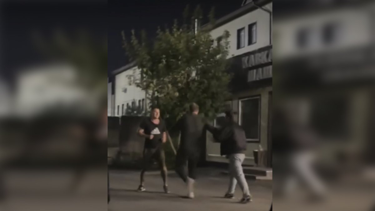 Девушка заявила о домогательствах в Петропавловске, но полиция задержала её защитников