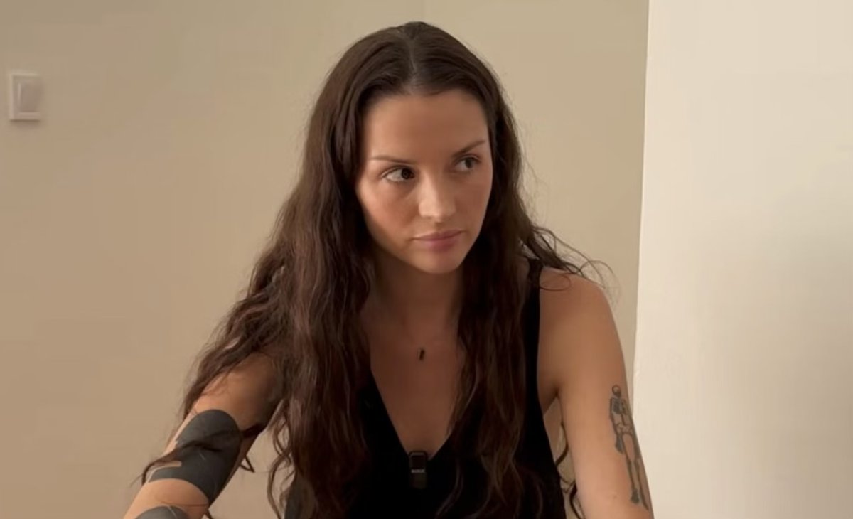 «Мой страх был слишком велик»: экс-участница Pussy Riot рассказала о вербовке российскими спецслужбами