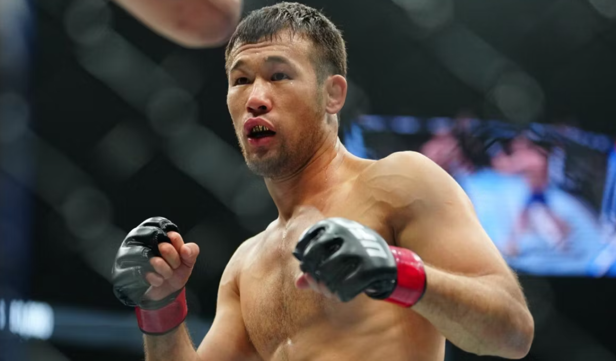 Боец UFC оценил шансы Шавката Рахмонова победить Ислама Махачева