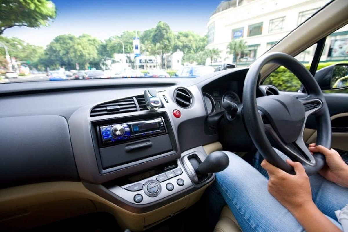 Из сервисов Яндекс и inDrive исключили 70 тысяч машин - что произошло