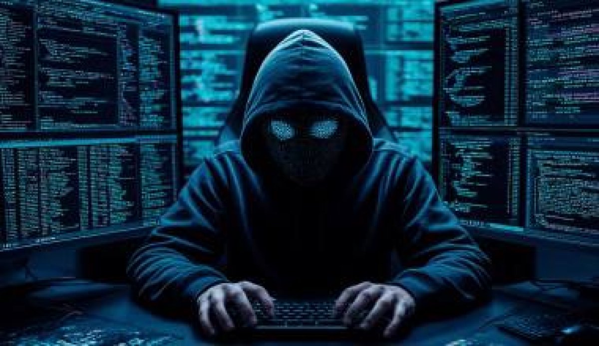 «Атырауский хакер» предстанет перед судом после экстрадиции из Турции