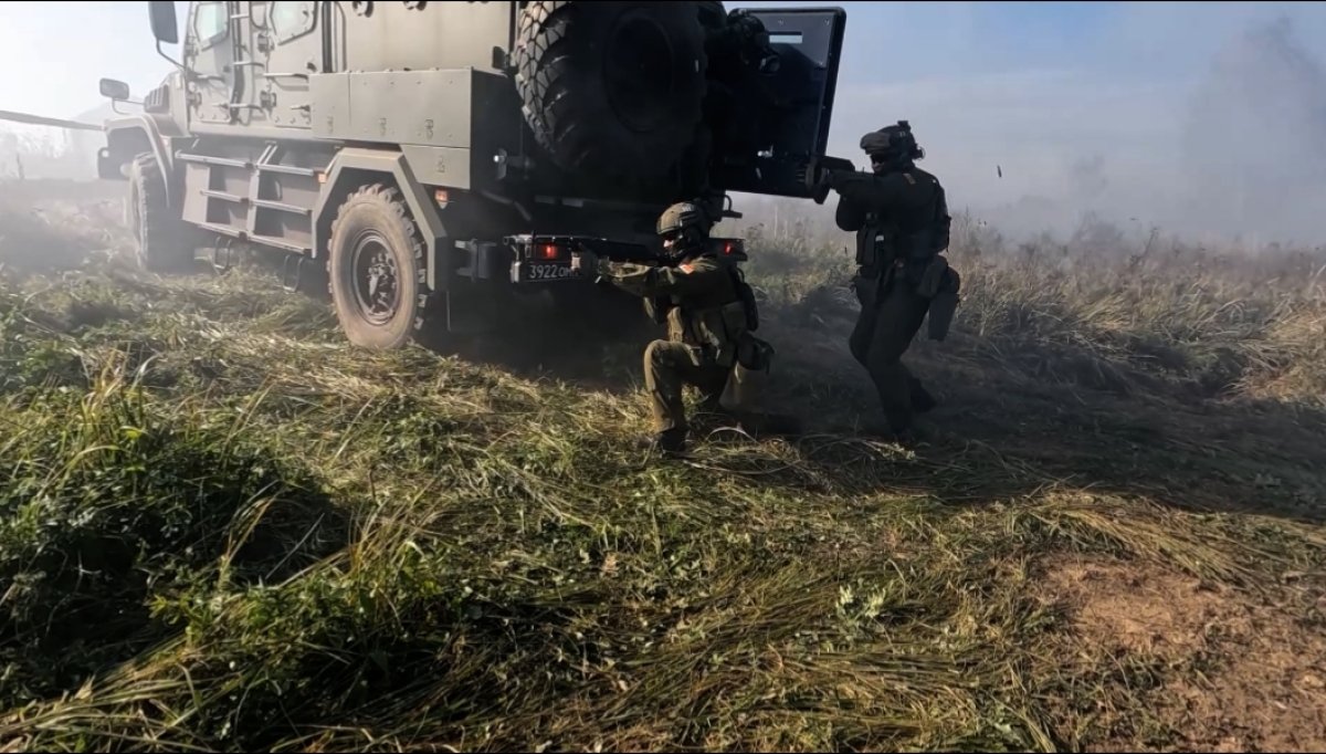 Казахстанские военные прибыли в Россию