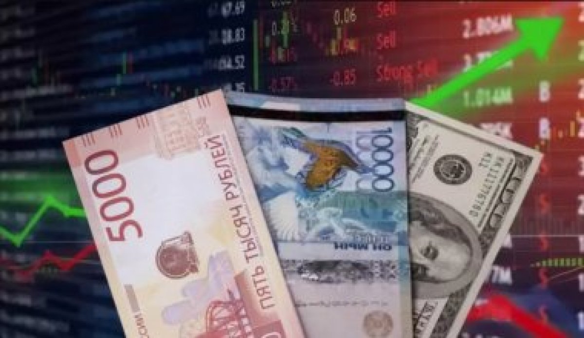 Доллар вернулся к 445 тенге: курс валют на 2 октября