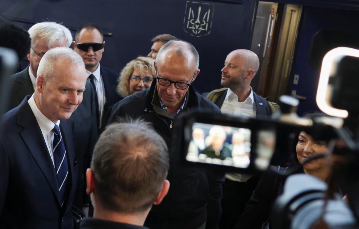 Мерц привез в Киев новый пакет помощи и глав оборонных компаний