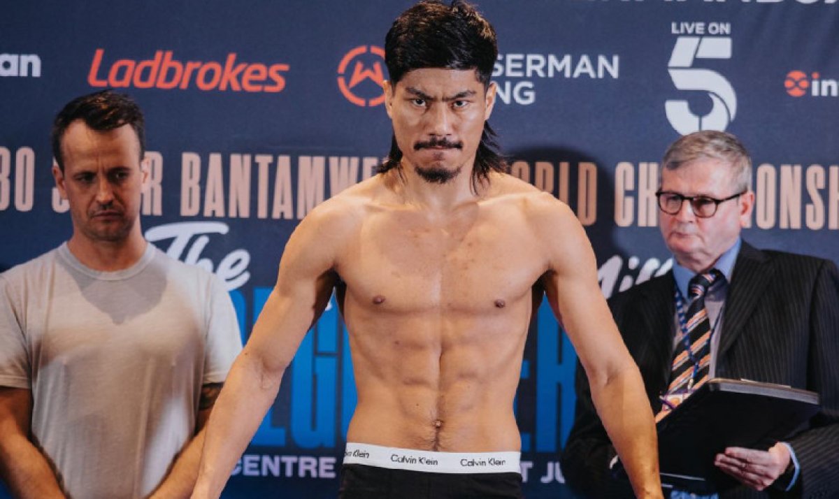 Непобежденный казахстанский боксер ворвался в топ-15 рейтинга WBC