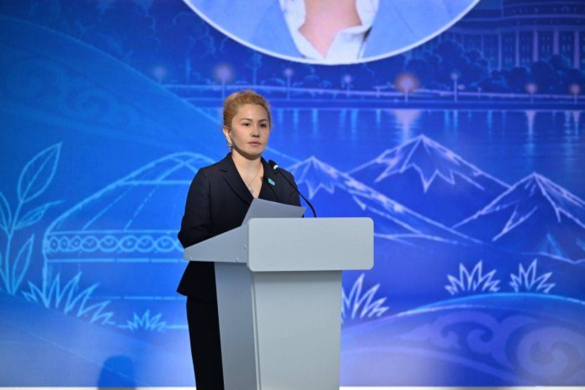 Дана Медеуова возглавила депутатскую группу по защите детей