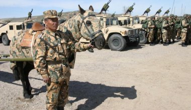 Эхо отарской трагедии: кому из генералов процесс перевооружения казахстанской армии давит на мозг