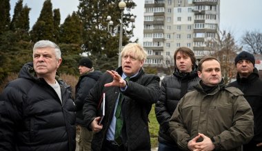 В Украину приехал экс-премьер Великобритании Борис Джонсон