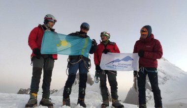 Это уже не хобби: альпинисты Казахстана завоевали золото на Чемпионате мира