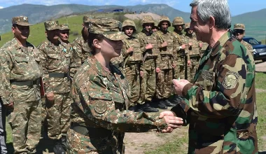 В Армении собираются призывать в армию женщин