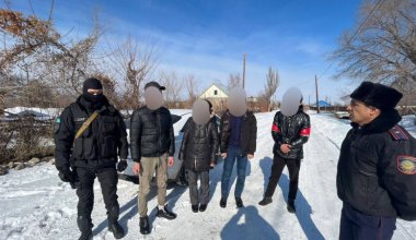 В Алматинской области 4 парня пытались убить женщину