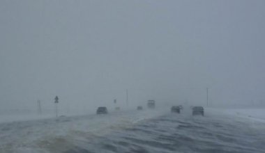 В четырех областях Казахстана объявили штормовое предупреждение