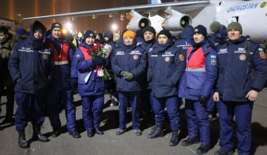 Второй эшелон спасателей Казахстана вернулся из Турции