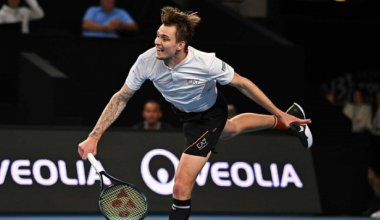 Казахстанский теннисист Бублик прошел во второй круг турнира ATP 500 в Дубае