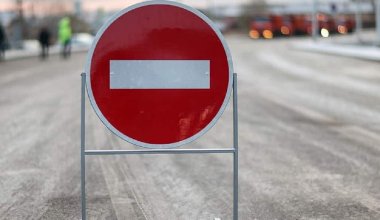 В 4 областях Казахстана закрыли дороги