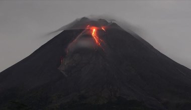В Индонезии проснулся крупнейший вулкан в стране