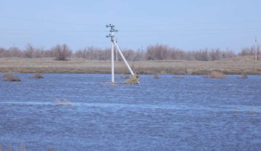 Поселки Актюбинской области оказались отрезаны от мира из-за паводка