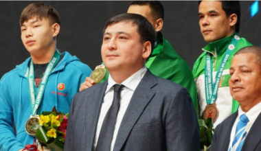 Президентом федерации тяжелой атлетики стал сын экс-генпрокурора