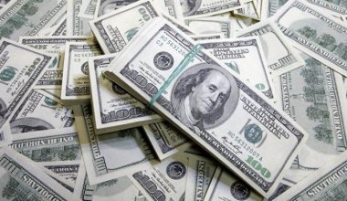 В Казахстане рухнул курс доллара