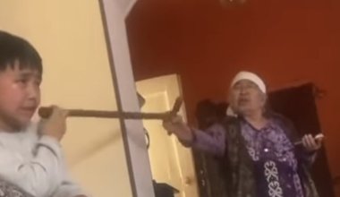 Избила тростью и довела до слез: "воспитание" казахстанской бабушки шокировало Казнет