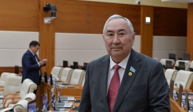 Партийцы вступились за Жигули Дайрабаева, сыновей которого осудили за мошенничество