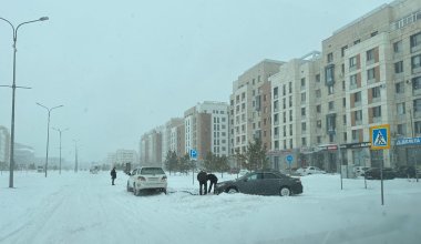 Больше 140 аварий произошло в Астане из-за снегопада
