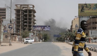 США эвакуировали свое посольство из Судана