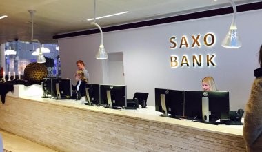 Saxo Bank перестанет обслуживать клиентов из Казахстана