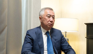 "Каждый решает сам": министр о казахстанцах, которые берут кредит на еду