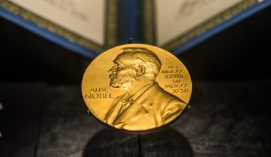 Почему в Казахстане нет нобелевских лауреатов, ответил министр