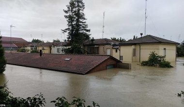 Число погибших растет: в Италии произошло сильнейшее за 100 лет наводнение