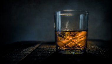 Цены на крепкий алкоголь повысят в Казахстане