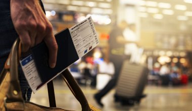 Пассажиры в аэропорту Алматы не могут вылететь в Турцию