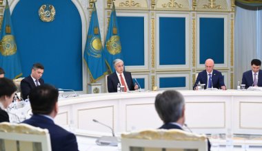 Ключевые вызовы развития Казахстана обсудил Токаев