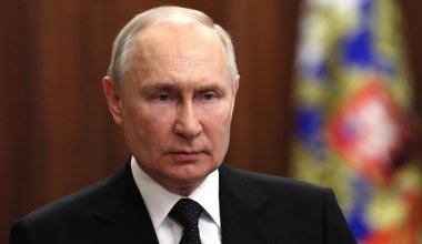 «Вы остановили гражданскую войну»: Путин поблагодарил военных