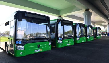 В Алматы хотят повысить плату за проезд в автобусах