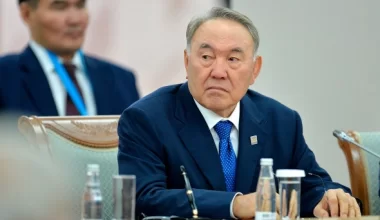 Почти 4 млрд тенге запросили на содержание канцелярии Назарбаева
