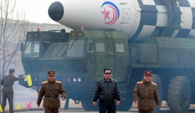 КНДР угрожает США "шокирующими последствиями", запустив межконтинентальную ракету