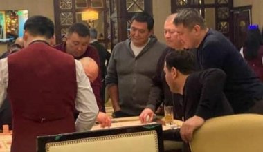 Пытаются очернить меня в глазах народа: Базарбек объяснил фото из казино