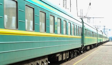 Отвратительное состояние вагонов в Казахстане показали на видео