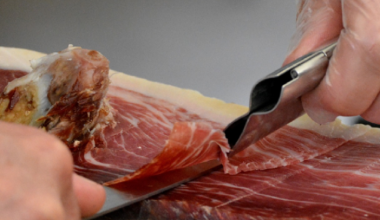 Несуществующее мясо продавали в Костанайской области: задержаны 5 членов ОПГ