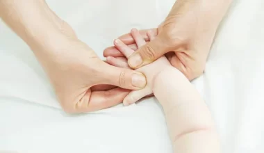 Ногу ребенку-инвалиду сломали "массажисты" в Жанаозене
