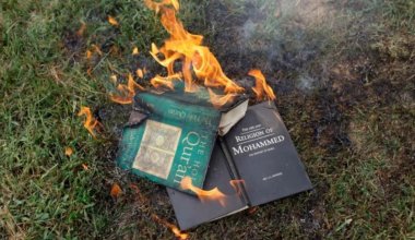 Активисты в Дании снова сожгли Коран